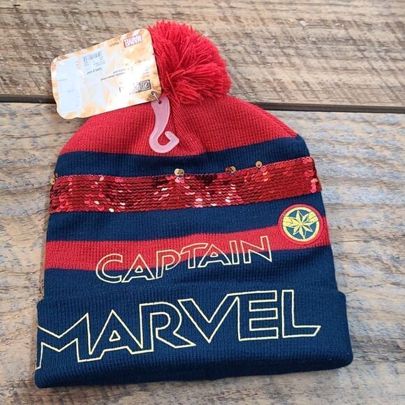 Girls Marvel pom pom toboggan - Picture 1 of 3